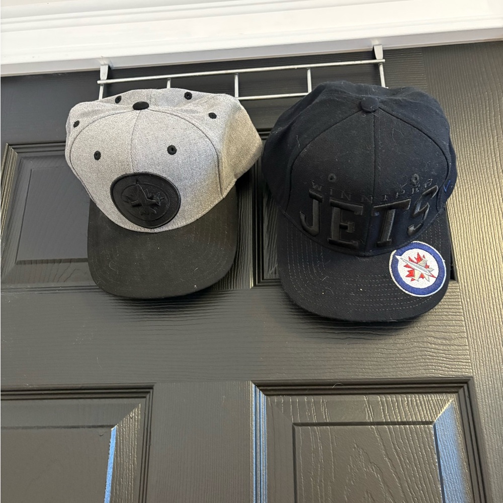 Black and Gray Snapback Hat Set